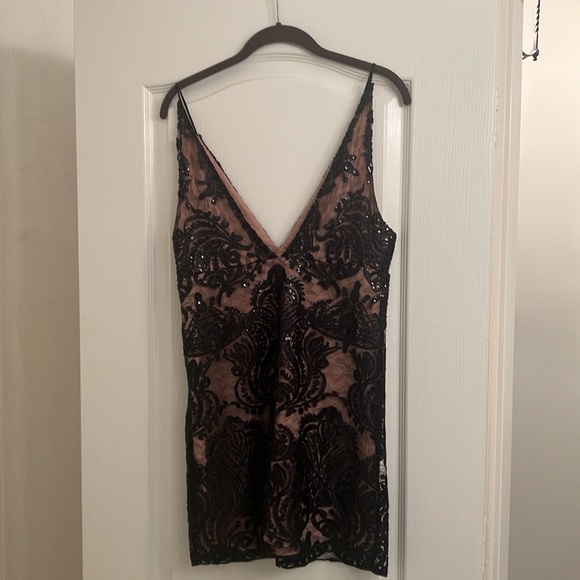Free People Night Shimmer Black Lace Mini Cocktail Dress Size 4 - Picture 10 of 11